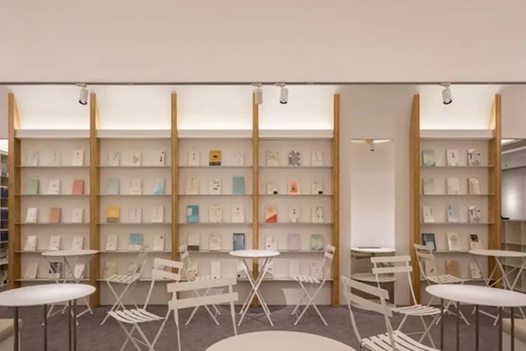 深夜读书的书店有哪些,到书店看书享受一份难得的宁静