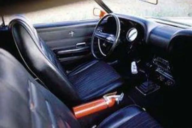 常见的灭火器及其使用须知有哪些,知识科普灭火器的正确使用方式