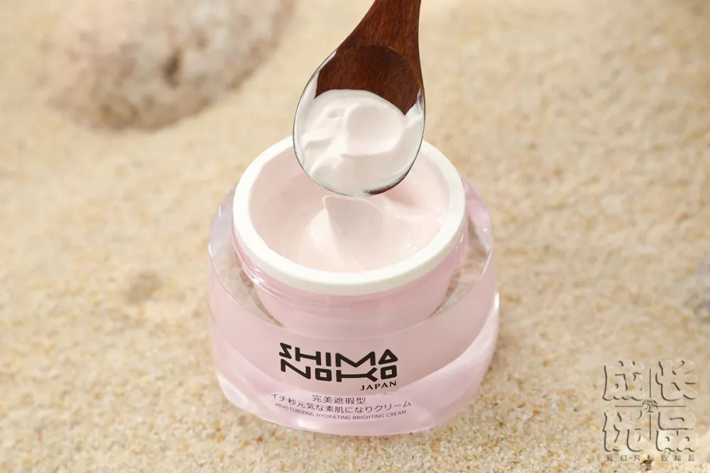 用它洗脸，脏东西自己浮出来，比做10次面膜还管用！丨开团