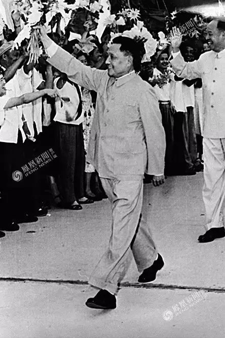 今天他115岁了，*小平邓**一生的40个瞬间