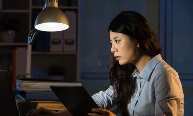 32岁男子突发心梗一个月以后离世,27岁男子突发心梗