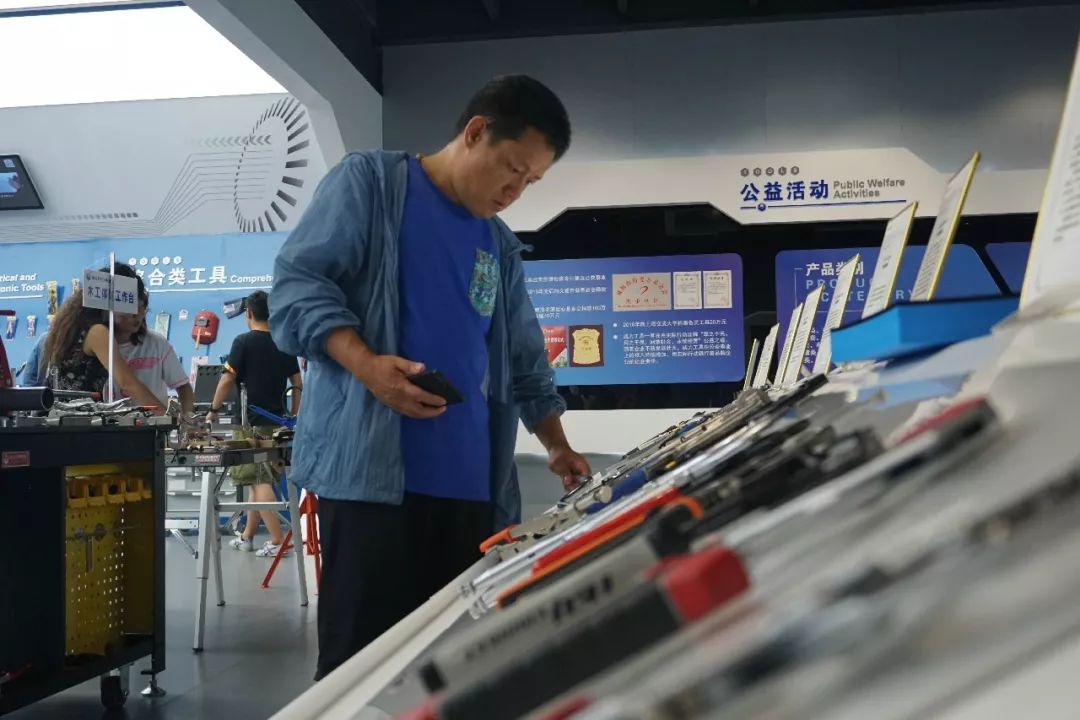 威力工具小扳手,文登威力工具活扳手生产视频