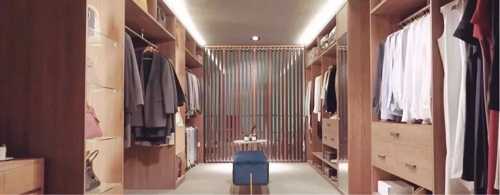 看完戛纳获奖电影《寄生虫》，秒get豪宅怎么设计才没有暴发户感