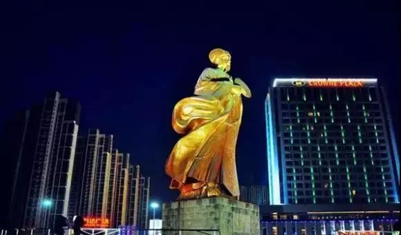 我叫襄阳，这是我的最新名片