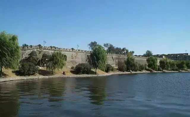 我叫襄阳，这是我的最新名片