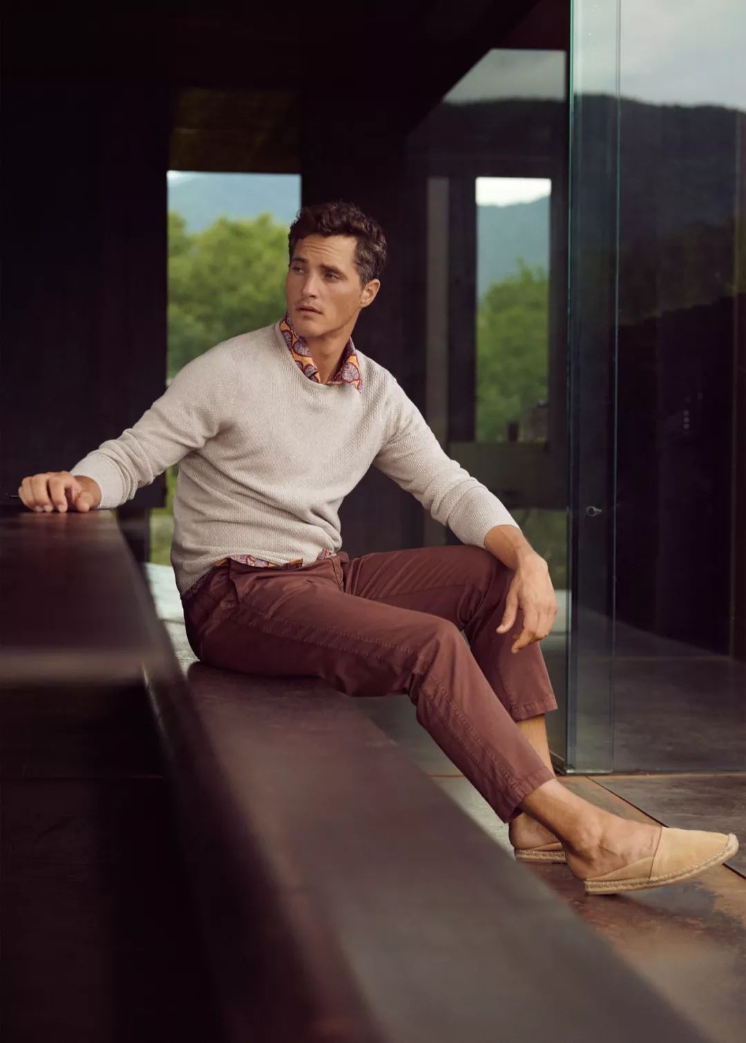 男人穿什么显得有钱,穿浅色裤子的男人性格