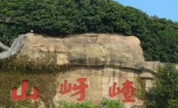 郑州适合情侣泡温泉私密的酒店,在郑州情侣适合去哪种地方游玩