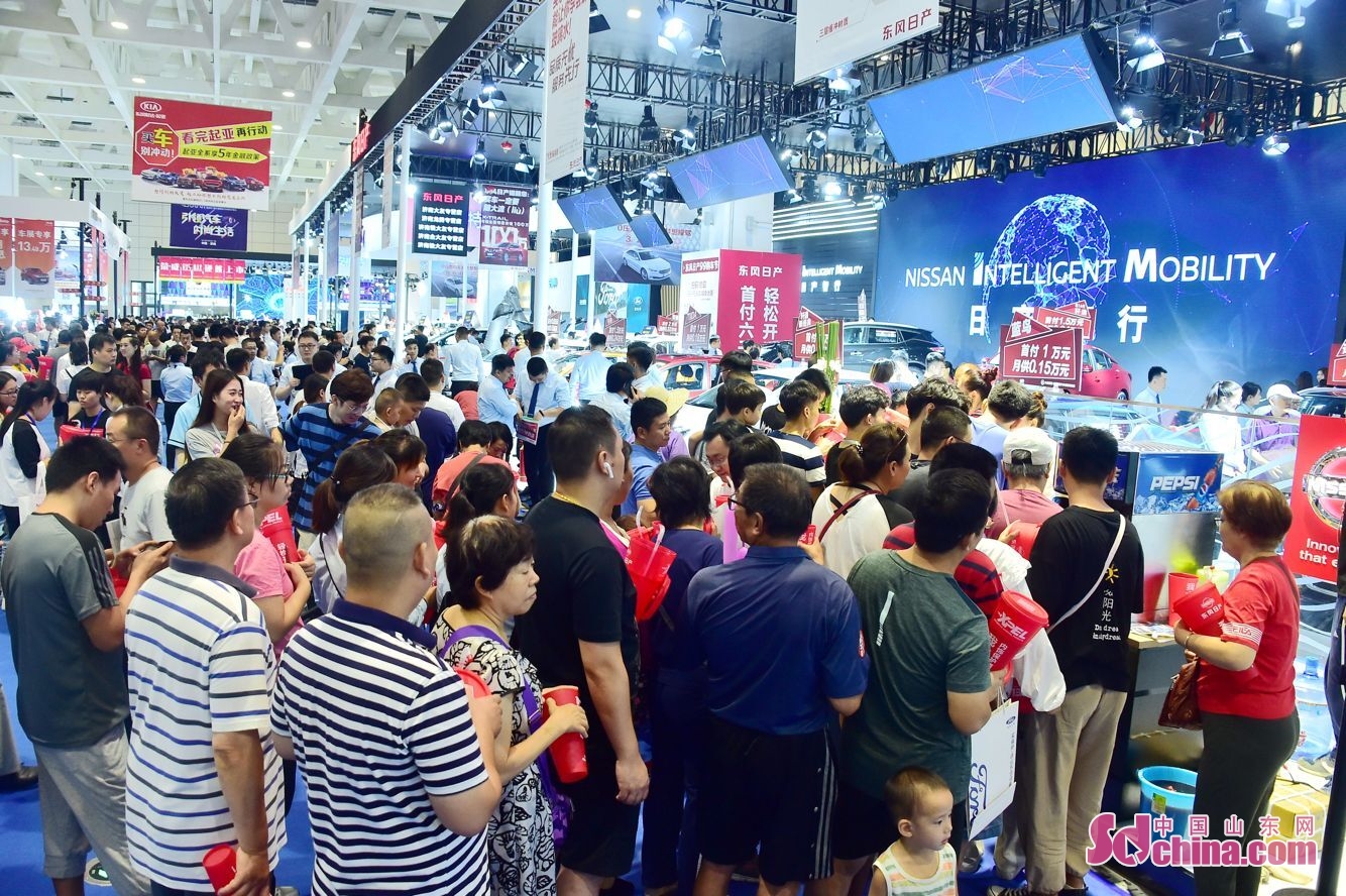 二十年丈量山东车市发展路，四十届推动时代变迁新浪潮——齐鲁国际车展绽放济南西部