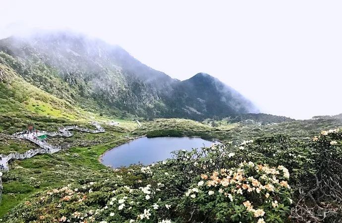 周边游丨苍山到底是座什么山？