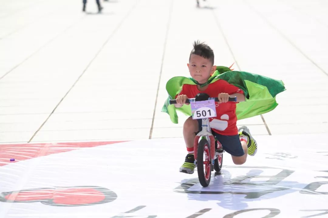 兰州奥体中心惊喜,奥体中心宏伟壮观