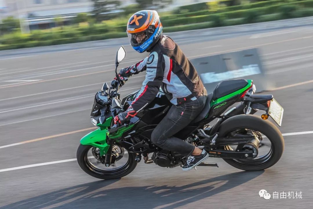 川崎z400加速感不明确,川崎z400功能演示