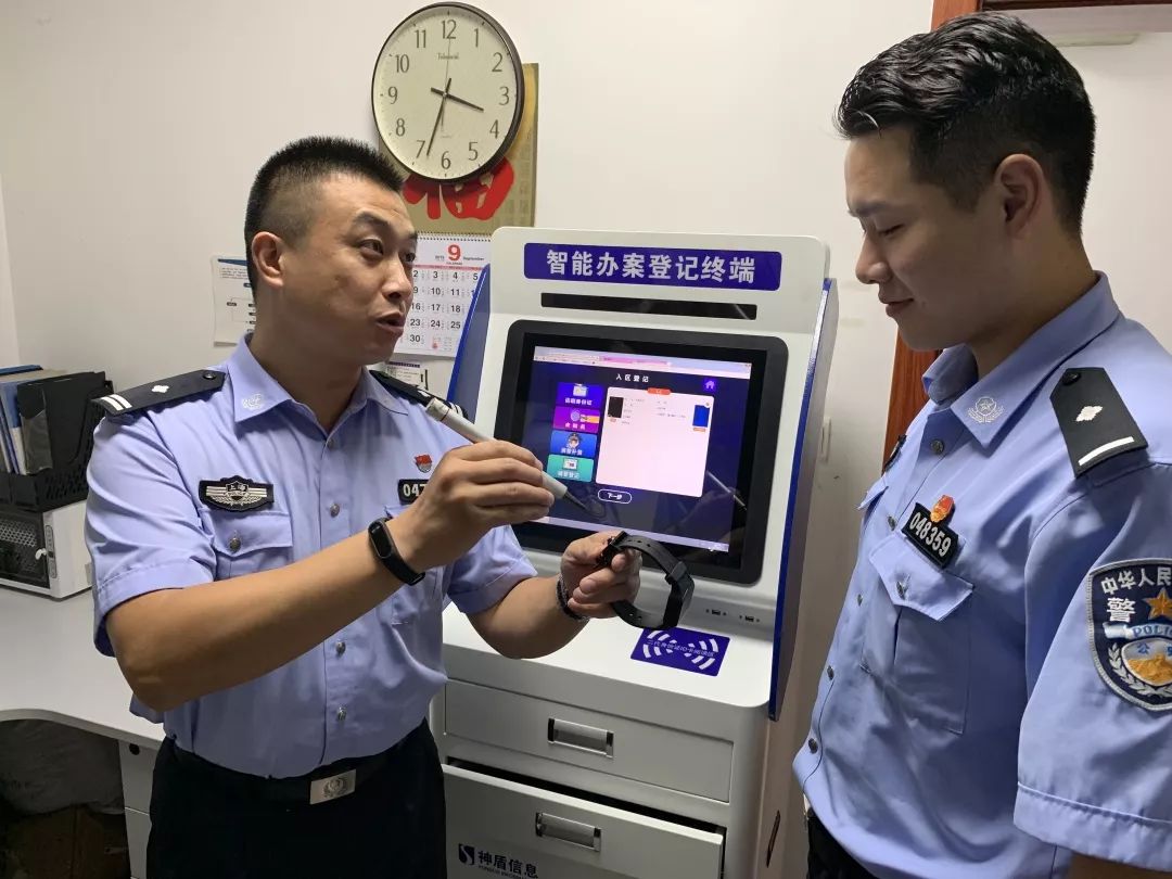 警察故事不为人知,警察故事念信