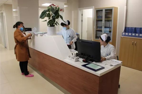 红河州第一人民医院怎么住院,红河州第一人民医院综合病房