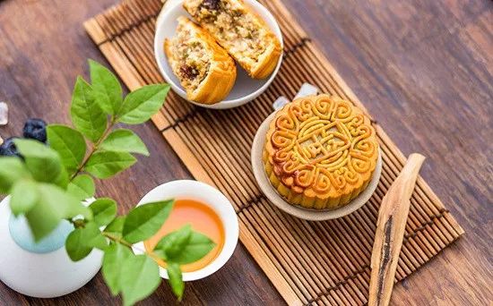 中秋节的来历和传说故事视频,中秋节的来历和习俗故事