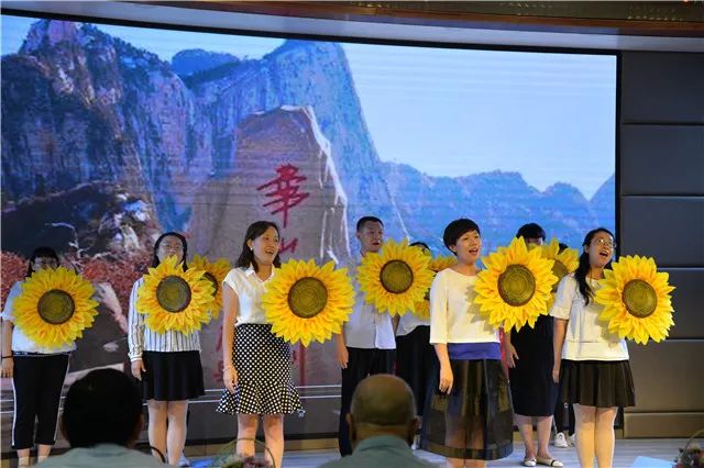 「直通校园」他们眼中的母校教师，怎一个“赞”字得了！——杏花岭小学