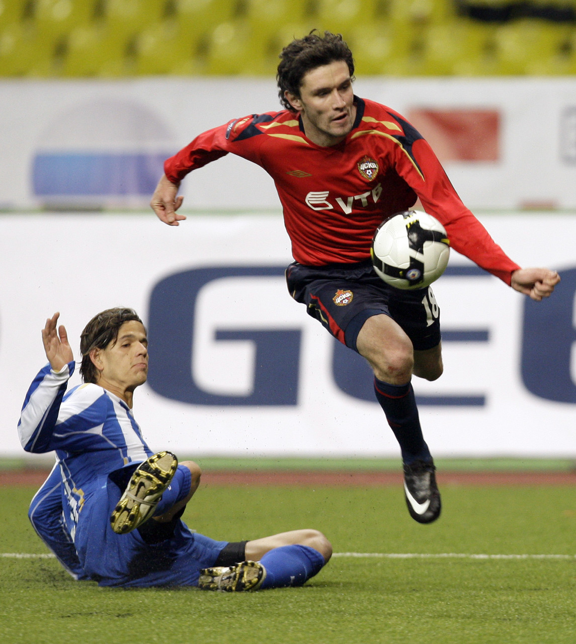 瓒冲潧宸﹁矾澶╁皧,瓒冲潧鎺屾晠