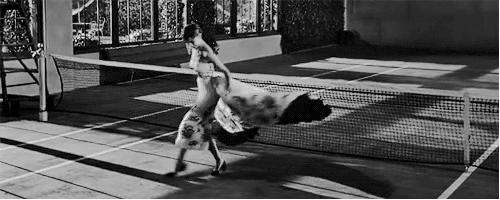 奥黛丽赫本钟爱的猫跟鞋,奥黛丽赫本尖头小黑鞋