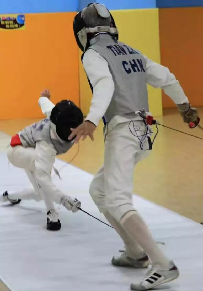 70年•侨与中国|归侨“老剑客”陶金汉：用击剑诉说爱国情