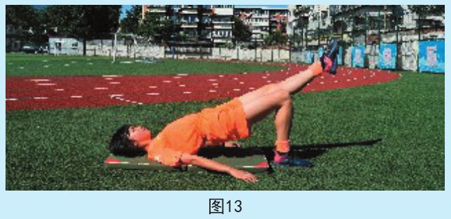 青少年足球教学与训练问题,小学足球体能和力量训练方法