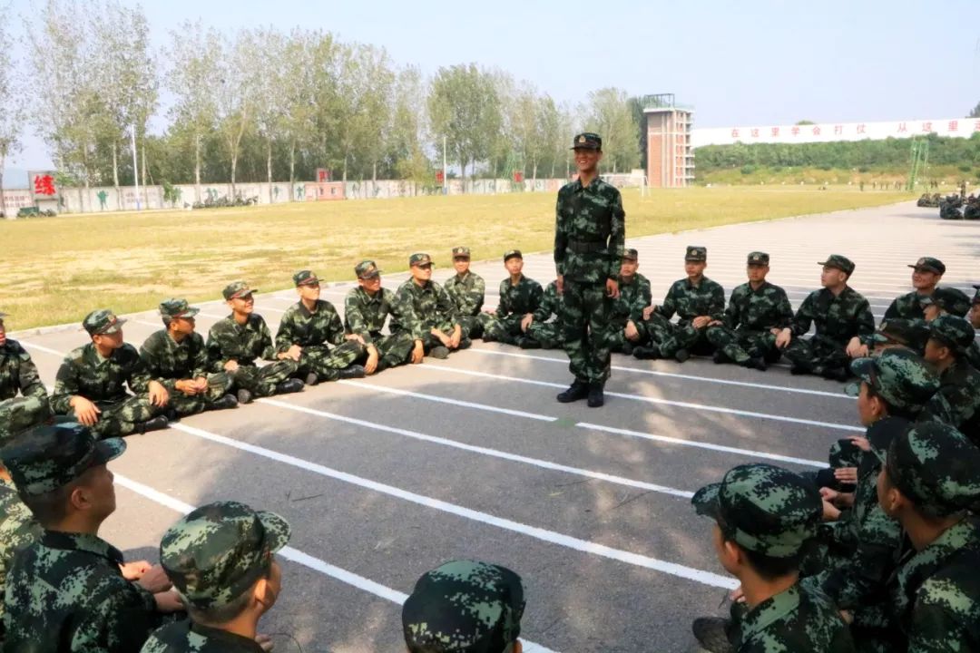 军营之星,新兵军营之星