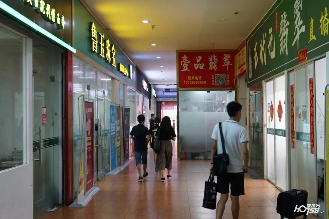 直播超过20万人观看,每天直播观看人数2000多