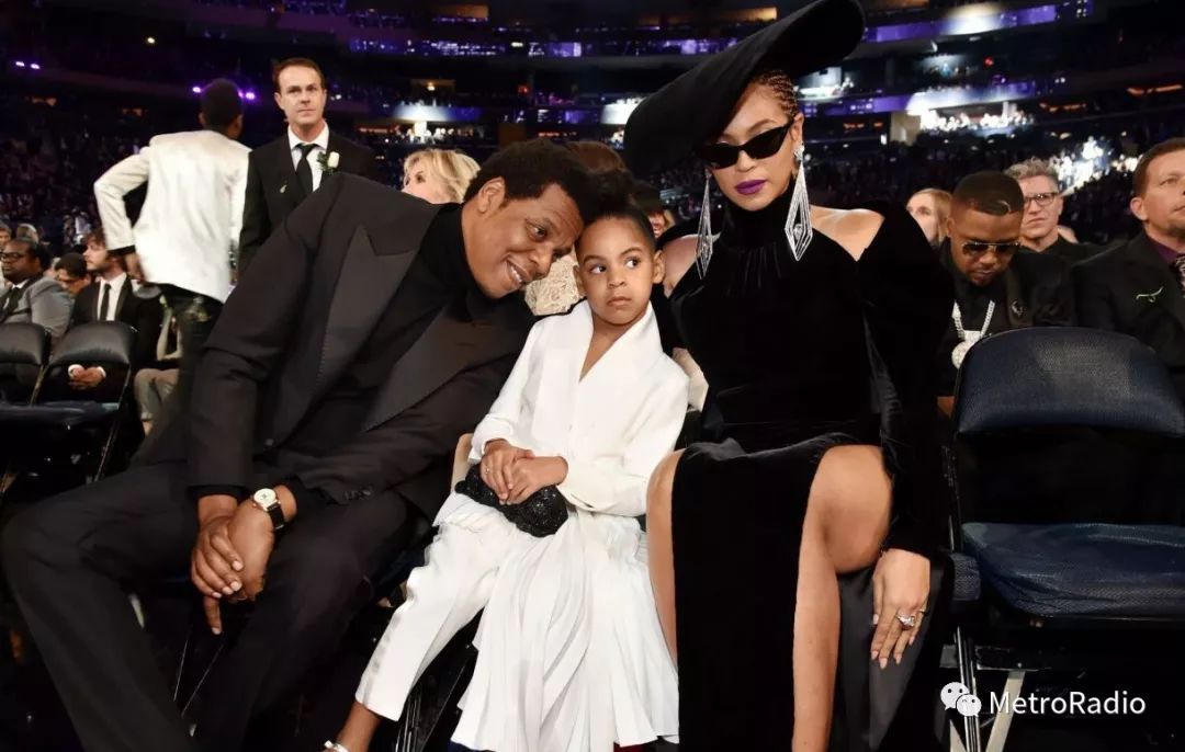 堂堂LiamGallagher学跳舞!谁又能想到呢?|MetroDaily24/7