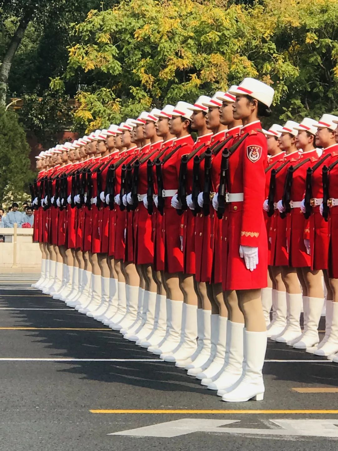 被张艺谋表扬的大学究竟有多牛,北京硬核大学黑科技