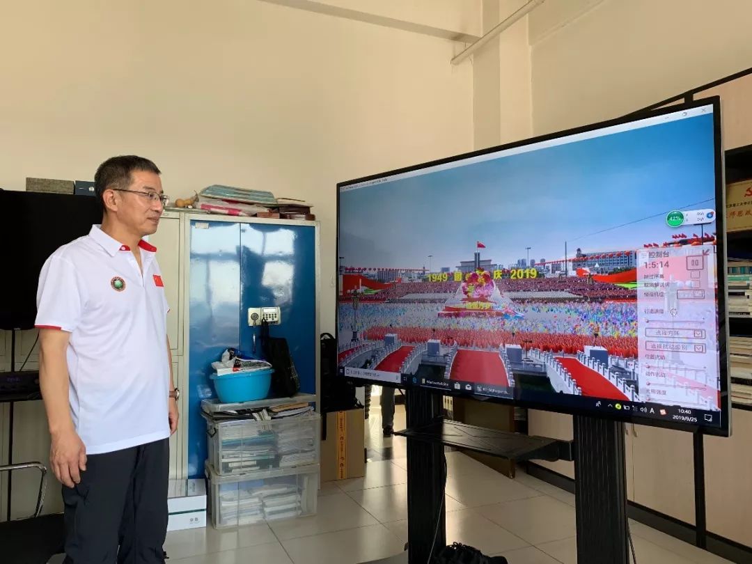 被张艺谋表扬的大学究竟有多牛,北京硬核大学黑科技