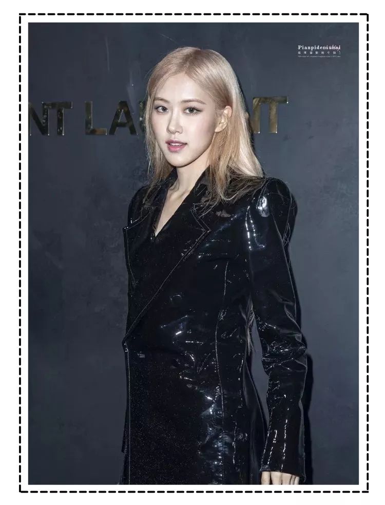 连衣裙女款爆款2022新款正品秋冬,好看秋冬的连衣裙推荐