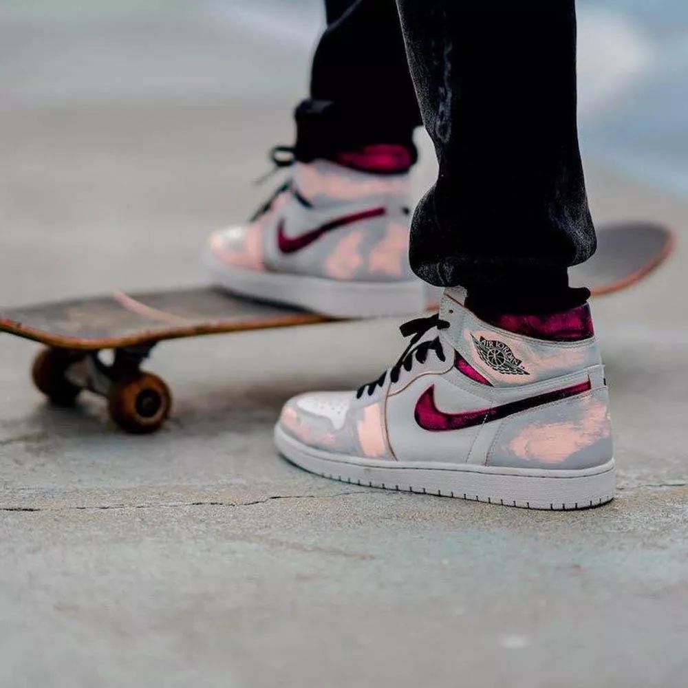 aj1高帮多少钱一双正品,aj1高帮二手1000以下