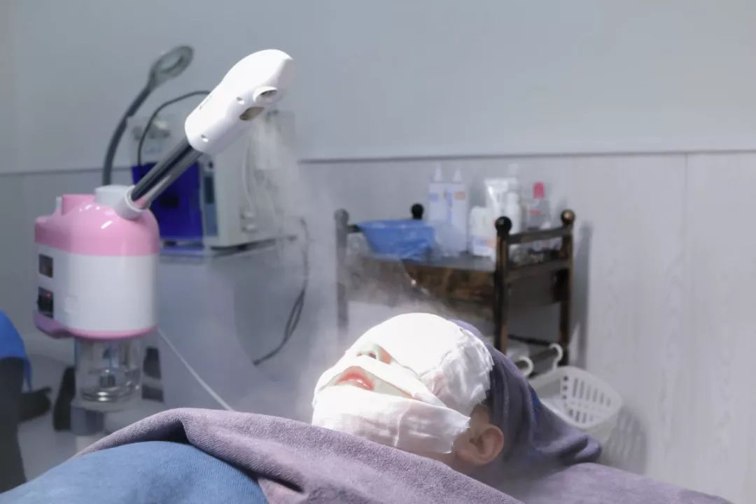想要素颜美瓷肌,重回十七八岁童颜时代,来这家诚意满满的店get净颜美肤的诀窍