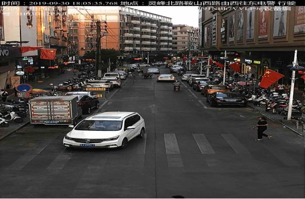 曝光台礼让行人文明行车,凯里市文明礼让曝光台第28期