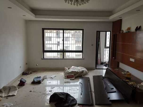 南昌最新拍卖房,南昌挂牌100万房子还价多少合适