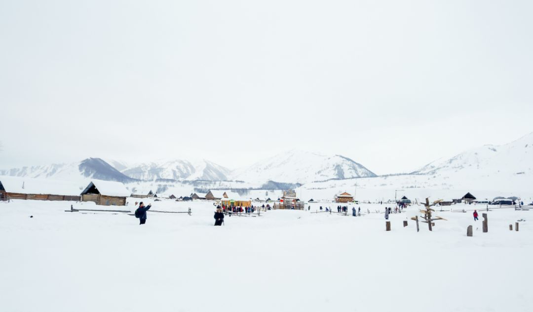 喀纳斯机场实行全年通航，10月27日起冬季直飞喀纳斯机票订起来，低至150元