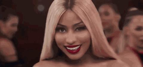 请问一下白色沙发脏了怎样清理,沙发脏了不用拆不用洗