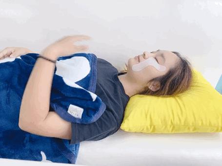 法令纹和眼纹怎么才能有效改善,法令纹贴眼贴有用吗