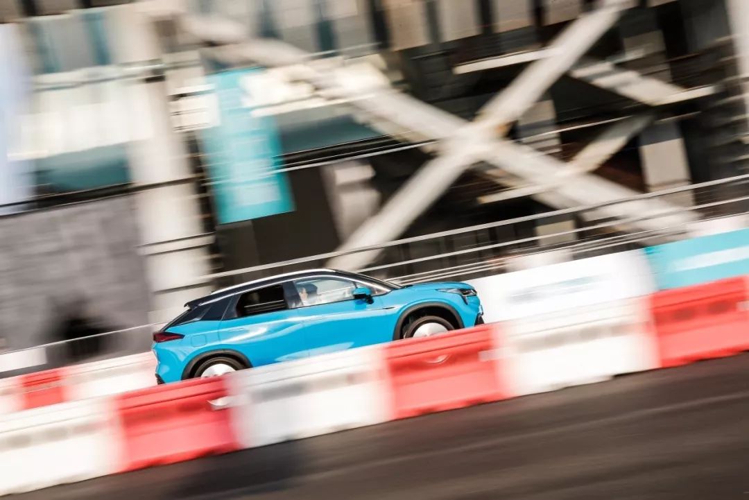 埃安lx新款1000公里续航落地价,2022款埃安aionlx正式上市