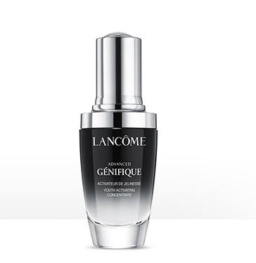 教科书级薅羊毛！新街口这家商场遭潘西疯抢