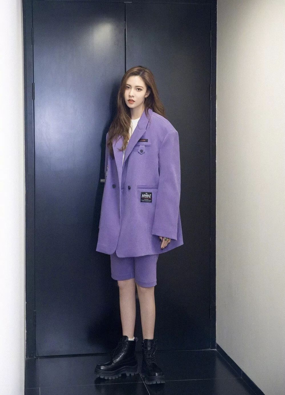 拯救腿粗,马丁靴怎么选择显腿小又年轻