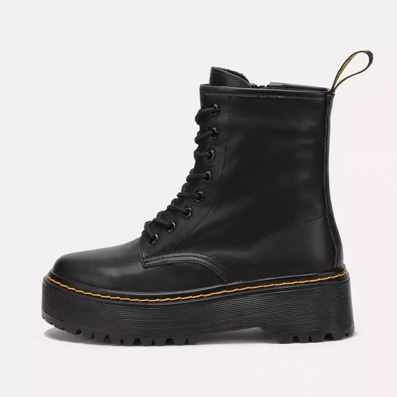 拯救腿粗,马丁靴怎么选择显腿小又年轻