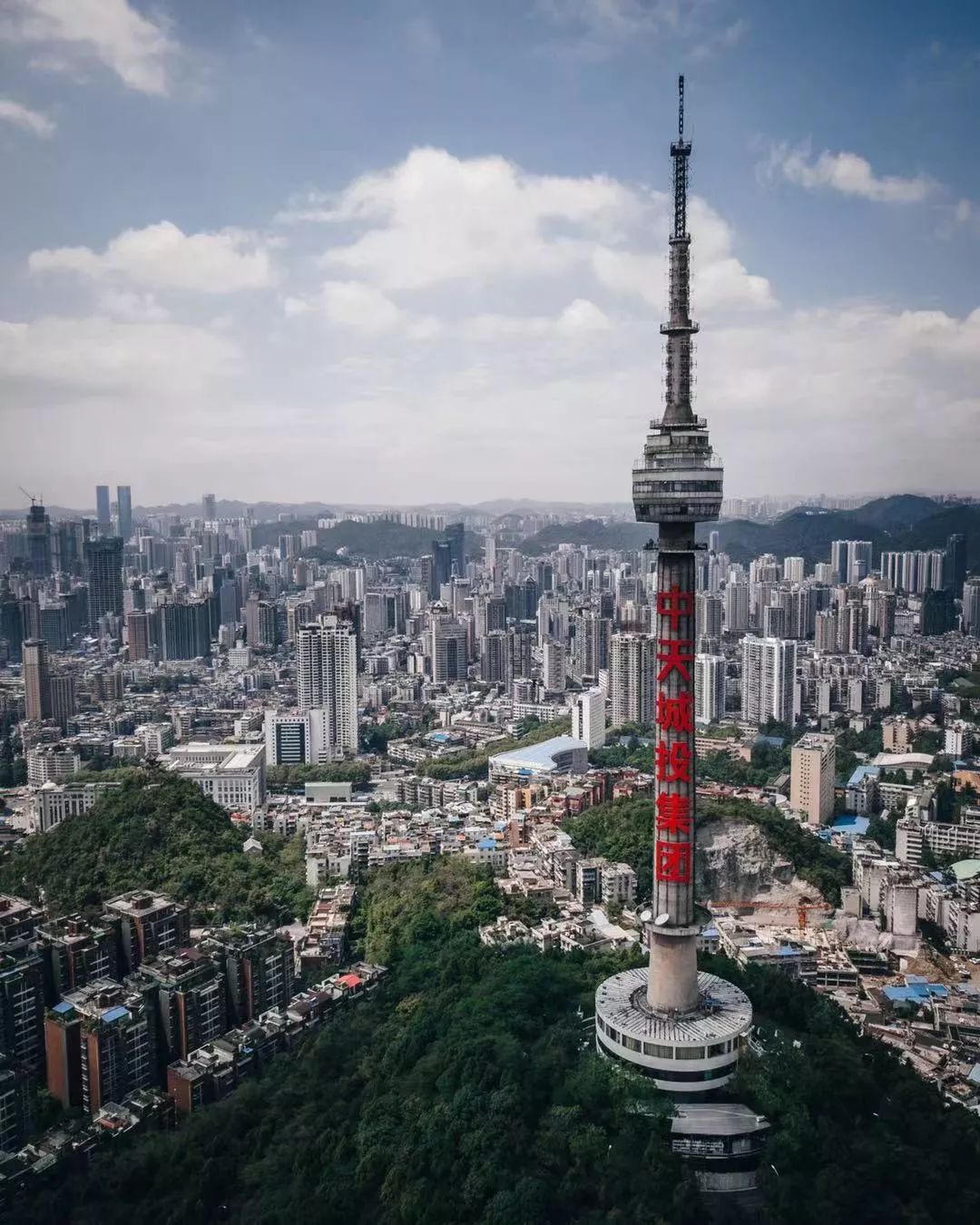 惊艳！日本小哥“约会”最美贵州