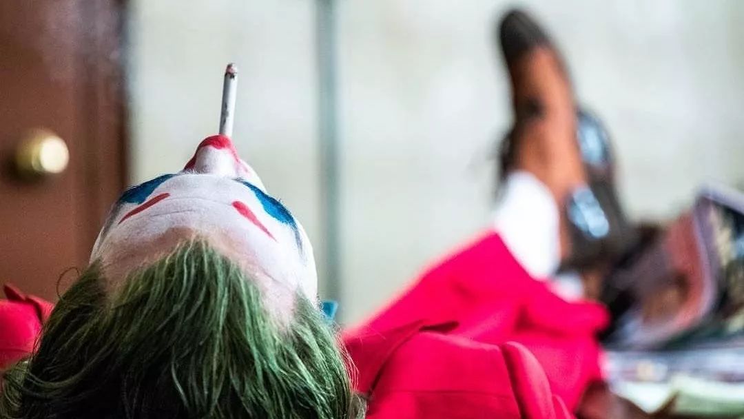 《Joker》观后感：华丽的80年代真让人向往