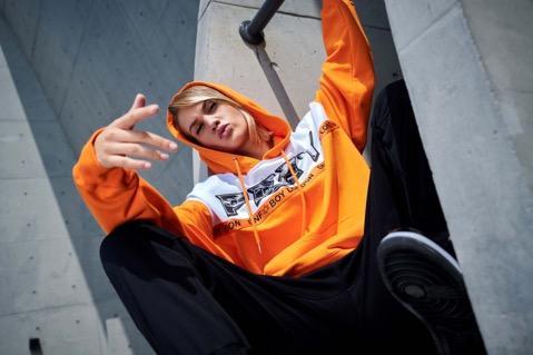 boylondondnf联名发售,boylondon联名dnf卫衣