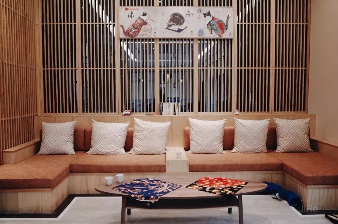 自驾游12个人住民宿,住200左右民宿3天1500左右