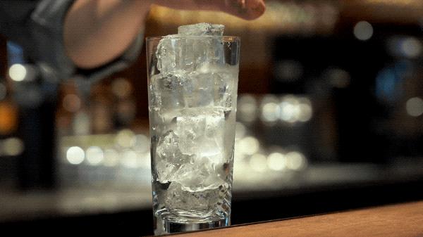 星巴克桃桃乌龙鸡尾酒,星巴克特调鸡尾酒好吗