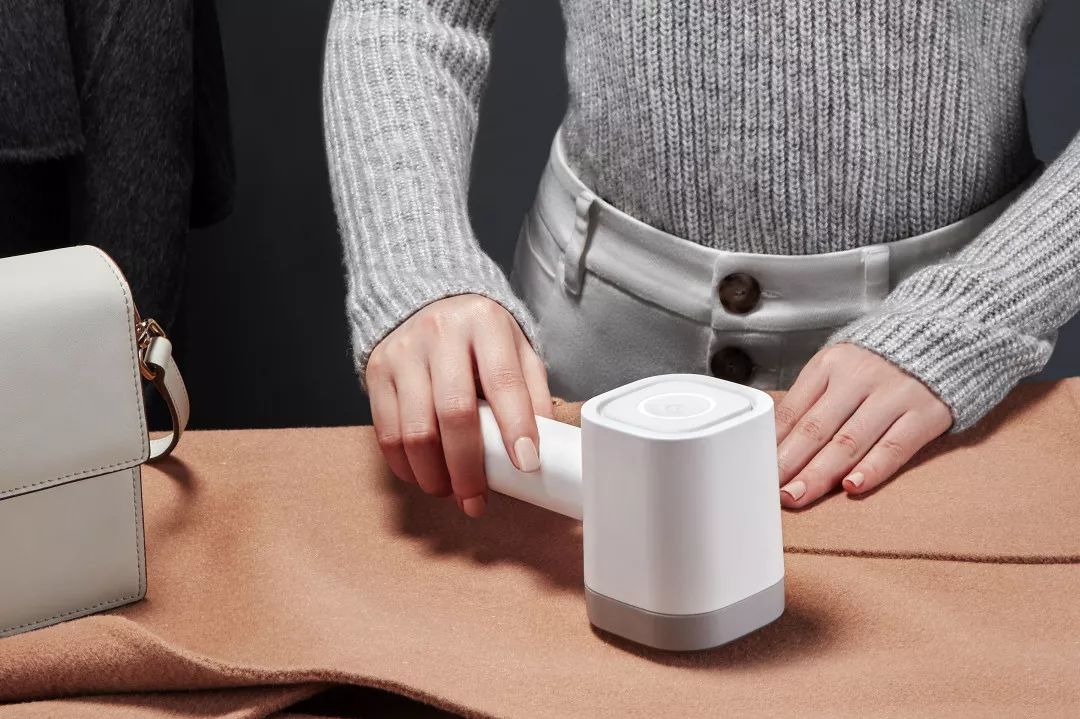 棉毛和毛呢哪个更容易起球,毛大衣洗了掉毛怎么办