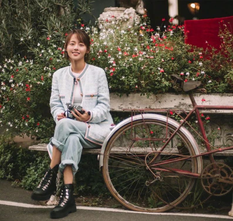 fashion风格穿搭,今年最时髦的4件小香风穿搭