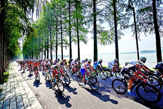 城区道路焕新颜市民出行更舒心,城区路网更畅通