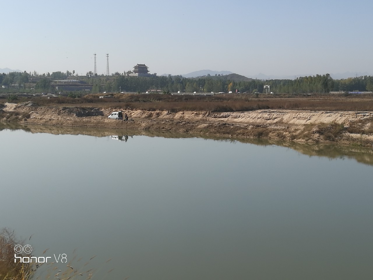 初春野河钓小杂鱼,野钓避杂鱼