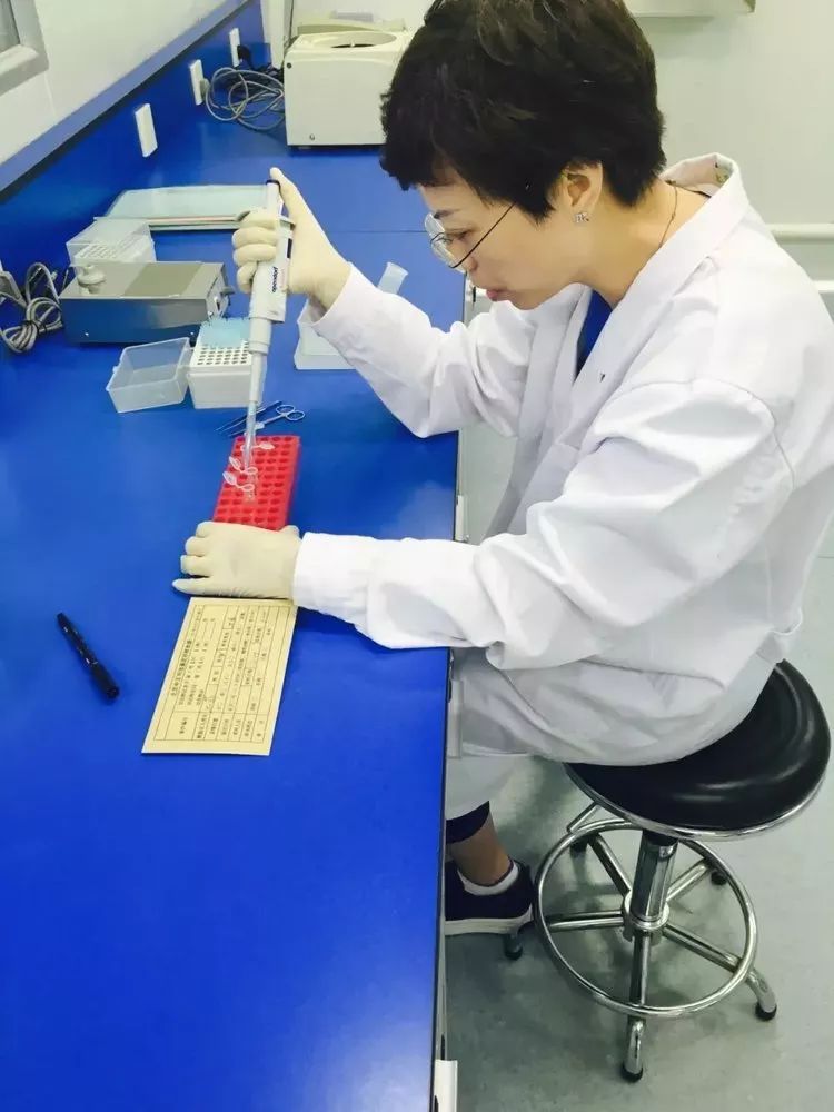 亲子鉴定师的真实现状,亲子鉴定师真实现状